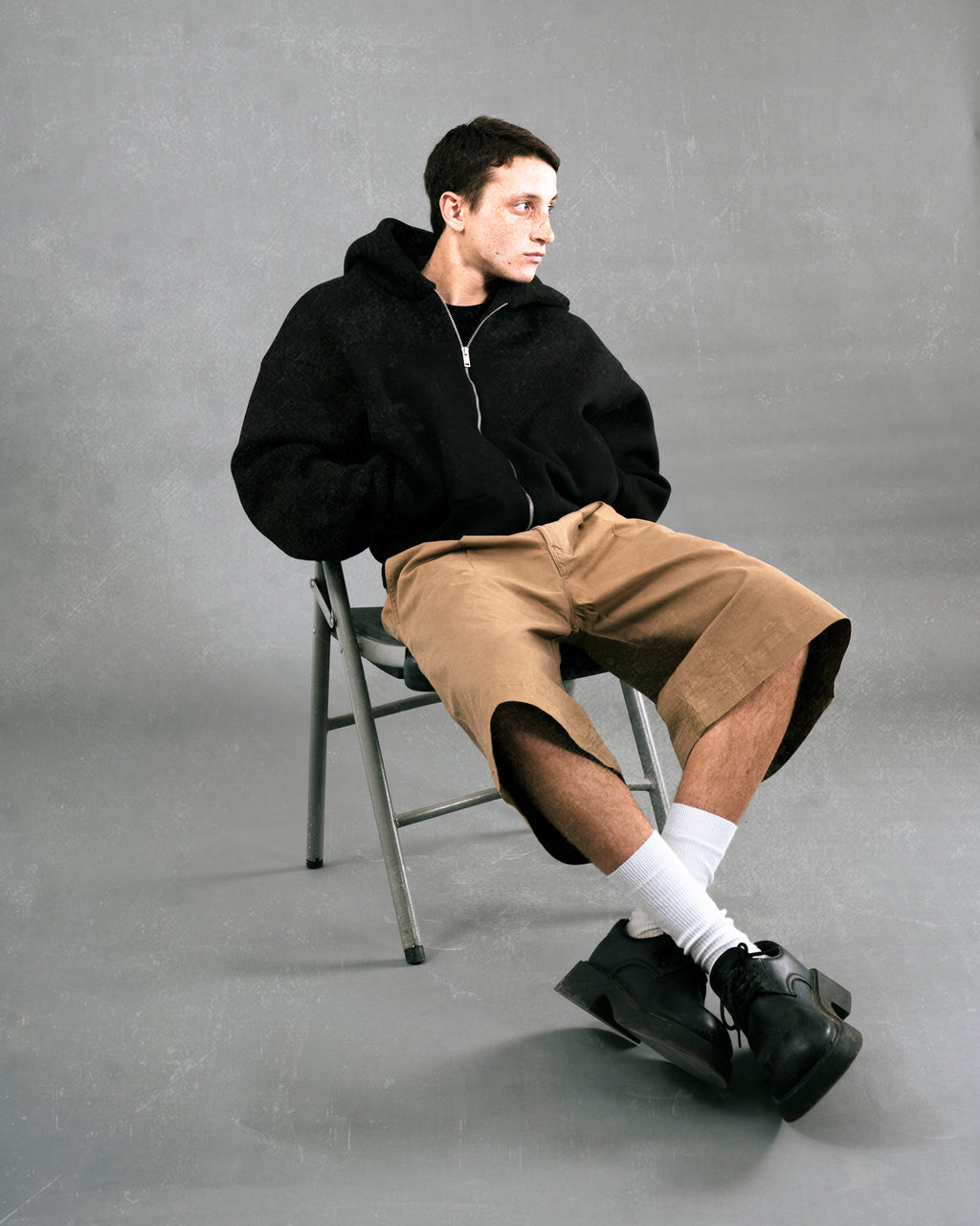 The Zipper 001 - black