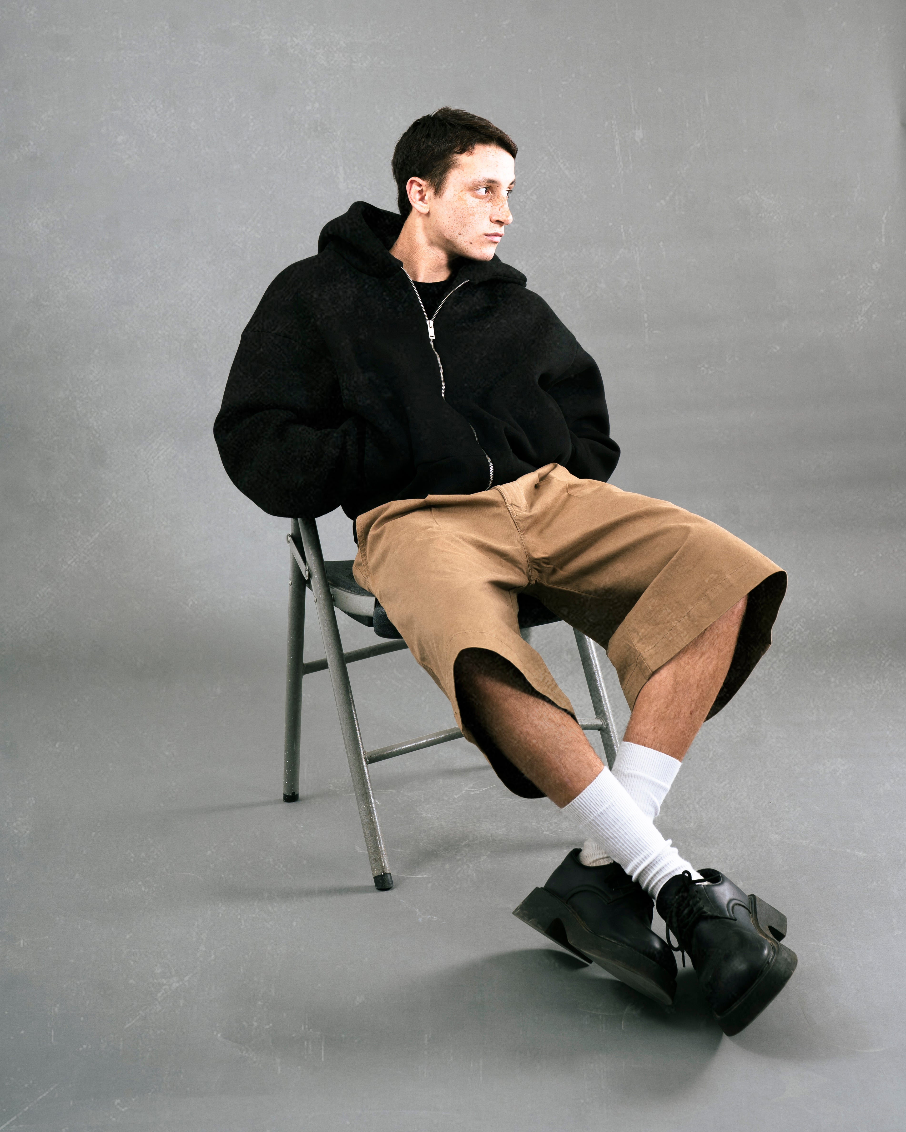 The Zipper 001 - black